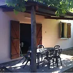 Bord De - Acces Prive A La Prunete