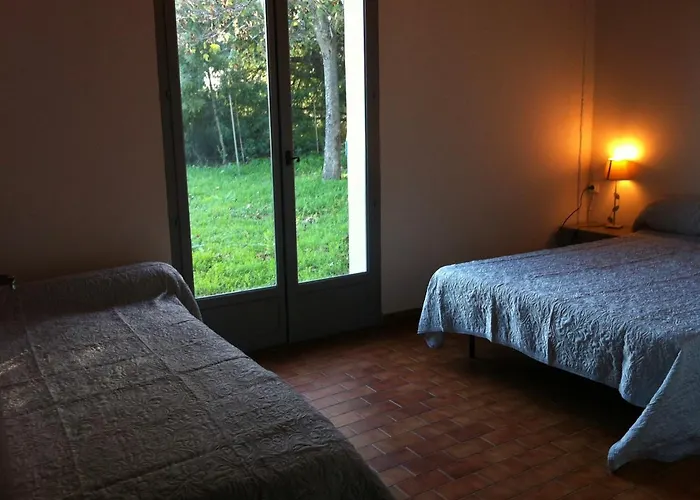 Bord De - Accès Privé à La *